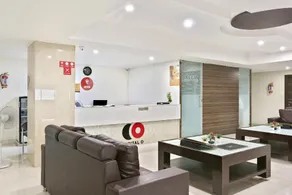 Super Townhouse Halcyon Deccan Inn Near Shilparamam - Image 4