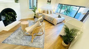 Affordable Luxury Stay Near Manly Beach - Image 3