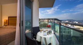 Manousos City Hotel - Image 3