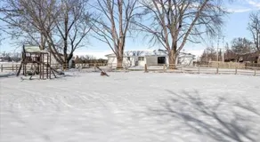 Peaceful Spaulding Orchard Home - Image 4