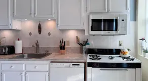 Mega Stunning Skyline View - APT 4-5 Combination - 6 Bedroom - Sleeps 25 - 15 mins to NYC - Image 5