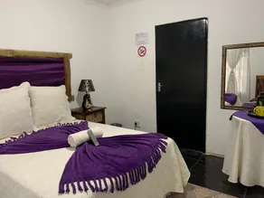 Sikhula Sonke Guest House - Image 2