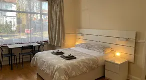 Gladstone Lodge - Image 2