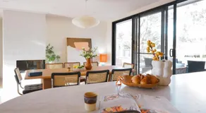 Mount Eliza Luxury Retreat Hot Tub BBQ More - Image 3