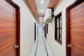 OYO Collection O Kanpur Domestic Airport Formerly Hotel High Point - Image 4