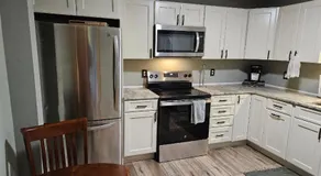 Guest Suite in Paoli with Private Entrance - Image 2