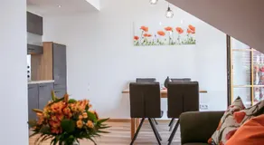 Appartamento adatto alle famiglie con giardino, terrazza e barbecue | Adatto per il telelavoro | Accetta animali domestici - Image 4