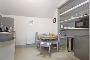 Compton House Snug - Image 4