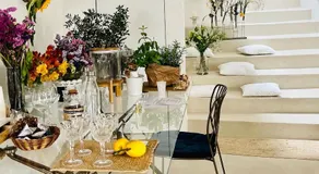 Hydria Guest House Art Gallery Dimora d artista con terrazza e vasca idromassaggio nel cuore del borgo antico Artists Home with terrace and jacuzzi in the heart of the old town - Image 3