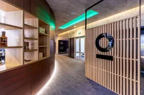Hotel 527 - Image 1