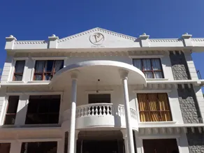 OYO 278 Hotel Rivelka - Image 4