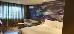 Super 8 Hotel (Yinchuan Gulou Pedestrian Street store) - Image 2