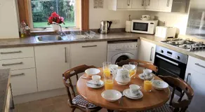 Ginger's - Image 3