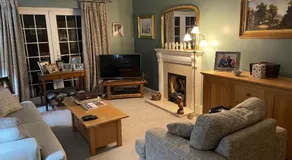 Silver Lodge Guest House - Image 2