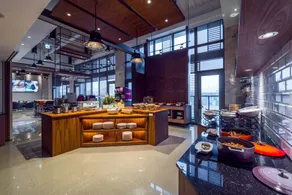 Watermark Hotel Kaohsiung Main Station - Image 4