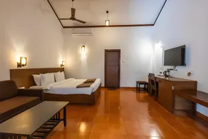 Scarlet Resort - Image 2