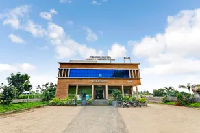 OYO Kamal Hotel And Lodging - Image 3