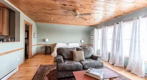 The Loft at the Barn - Image 3
