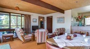 Hillside Haven by the Sea - Image 3