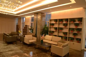 GreenTree Eastern Hotel Dezhou Qingyun Yingcai Road Financial Building - Image 4