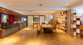Tunan Live Arts Hotel Guangzhou - Image 4
