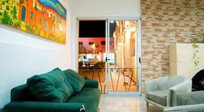 Hotel Ambassador Inn - Image 2
