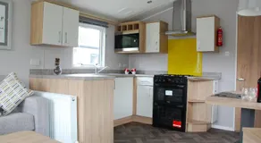 Castleton Static lodge on Wold View Fisheries Leisure Park - Image 4