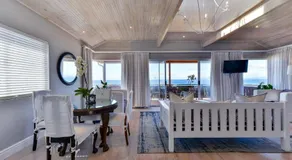 Singing Kettle Beach Lodge - Image 3
