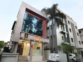 OYO 12205 Vishnupriya Regency - Image 2