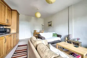 GuestReady - Charming Home in Old Town - Image 2