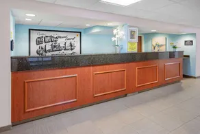 Super 8 by Wyndham Mount Laurel - Image 3