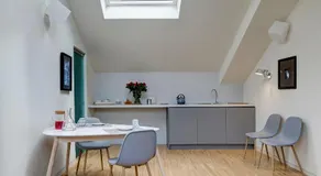T7 - Image 2