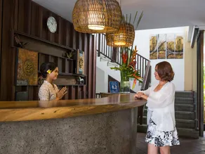 Suris Boutique Hotel - Image 3