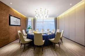 Rezen Hotel Huibinlou Taizhou - Image 4