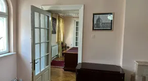 Old town apartment next to sea Constanta - Image 3