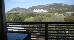 Studio standing Piscine vue mer - Image 5