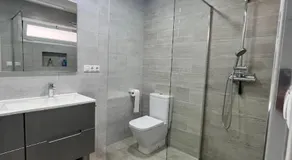 Casa moderna en Manises con 2 terrazas - Image 2