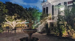 Luxe romantique à côté du quartier français - Image 4