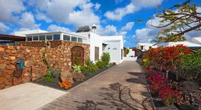 Adult only Villa Montana by Lanzarote Leisure Villas - Image 5