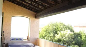 Proche Sanary et plage, grand appartement lumineux dans villa privée, 3 CH avec terrasse et jardin , climatisé SIX FOURS LES PLAGES 300m de la mer - Image 3