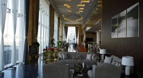 Golden Dream Hotel - Image 3