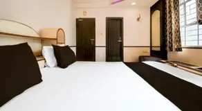 Om Hotel & Banquet - Image 5