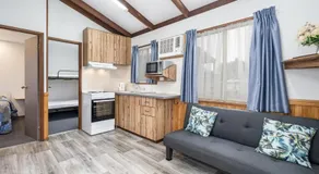 Teralba Lakeside Caravan Park - Image 2