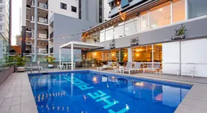 Brisbane City Luxury 3BR- Skyhome Penthouse- Free Parking - Image 2
