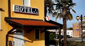 Hotel Ponte Molo - Image 4