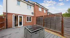 The Bridge 2 Bedroom House - Image 5
