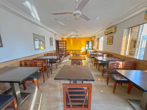 Hotel Parklane - Image 3