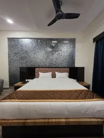 Hotel Srs Manor - Image 5