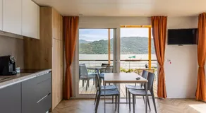 Lago Maggiore Bay - Image 5