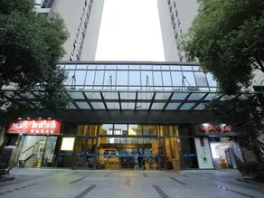 Light Luxury Apartment - Image 4